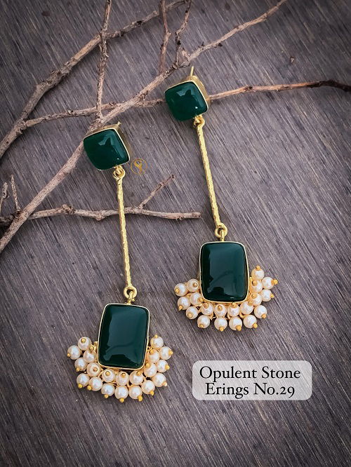 4 Designer Wedding Wear Opulent Stone Earrings Manufacturers
